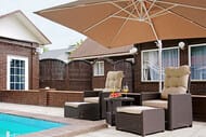 Комплект мебели RATTAN MANCHESTER OTTO SET 2,2 шезлонга +2 банкетки +столик, венге/бежевый