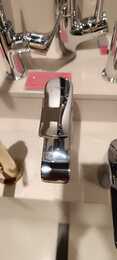 Уценка! Смеситель для умывальника Hansgrohe Metris 31080000 однозахв., излив 100мм, д/к, хром - уценка. — миниатюра 2