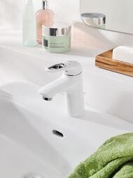 Смеситель Grohe EuroStyle 33558LS3 для раковины на одно отверстие, однорычажный, белый
