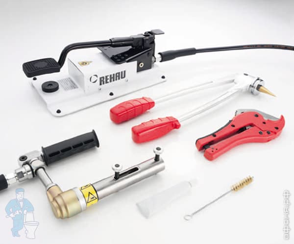 *REHAU RAUTOOL H2 Механико-гидравлический Монтажный инструмент для труб ...