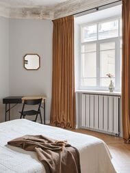 Радиатор стальной Empatiko Takt V S1 однотруб 1312х236х95 33 сек бок.подкл, 1166 Вт, Cozy Grey