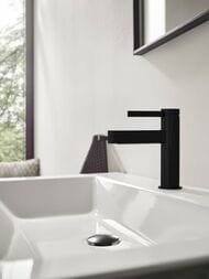 Смеситель Hansgrohe Finoris 76023670 для раковины 110, сливной клапан Push-Open, матовый черный — изображение 4