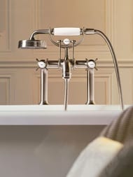 Смеситель Axor Montreux 16547820 для ванны двухзахватный напольный, с душем шлиф никель