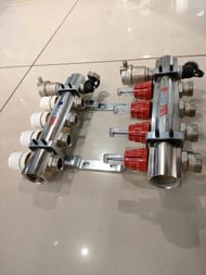 Уценка! Коллекторная группа VALTEC  4 выхода, 1"х3/4" с расходомерами, латунь VTc.596.EMNX.0604