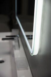 ������� BelBagno (500x30x600) � ���������� � ��������� ������������ SPC-MAR-500-600-LED-TCH