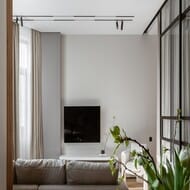 ���������� �������� Maytoni TR019-2-10W4K-B