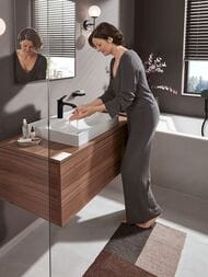 Смеситель Hansgrohe Vivenis 75020670 для раковины, однорычажный, 110, сливной гарнитур, мат.черный — изображение 2