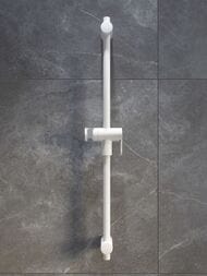 Стойка для душа IDDIS Ray RAY70W0i17 700 мм, с держателем для душа, белый