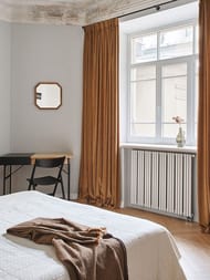 Радиатор стальной Empatiko Takt V R1 однотруб 1432х236х95 36 сек НП.подкл, 1166 Вт, Mild White