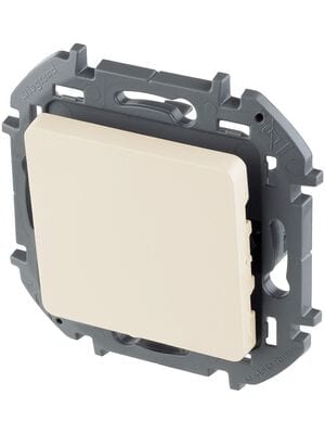 ������������� LEGRAND INSPIRIA 1-��������� 10 AX 250 � �������� ����� 673651