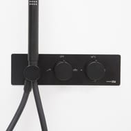 Душевая система WasserKRAFT A16160 Thermo с термостатом, верхний душ A162, черный Soft-touch