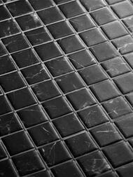 Мозаика Vidrepur Supreme Marquina (317х317) на сетке, черная (кв.м.) — изображение 2