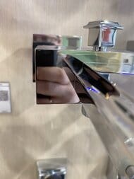 Уценка!Смеситель Gessi Eleganza 46013 для ванны настенный с переключателем ванна/душ
