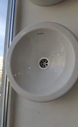 Уценка! Раковина DURAVIT BAGNELLA 400х400х115 без площадки под смесит, хромир. кольцо, 0451400000