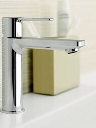 Смеситель Grohe Lineare New 23106001 для умывальника, S-Size, с донным клапаном