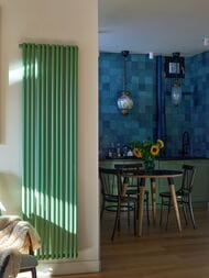 Радиатор стальной Empatiko Takt V L1 однотруб 712х1286х95 18 сек НЛ.подкл, 2432 Вт, Calm Green