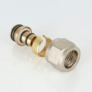 ��������� VALTEC  16*2,0�1/2" ��� ����� �/�� ���� ��� ������������� � ���������� VTc.710.N.1604