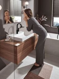 Смеситель Hansgrohe Vivenis 75415670 для ванны, однорычажный, скрытого монтажа, матовый черный — изображение 2