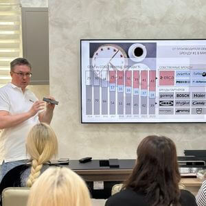 � ����� ������ ������-������� � ��������������� ������� Omoikiri � Elica