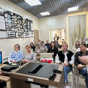 � ����� ������ ������-������� � ��������������� ������� Omoikiri � Elica