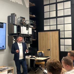 � ����� ������ ������-������� � ��������������� ������ Paini