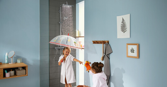 Безопасно, комфортно, недорого: безграничное удовольствие под душем для всей семьи
