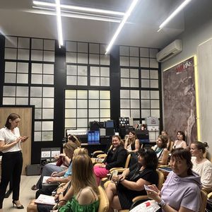 � ����� ������ ������-������� � ��������������� ������� KEUCO � Mediclinics