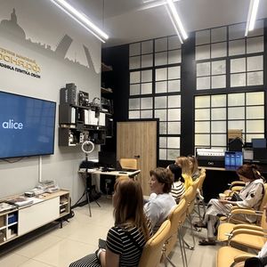 � ����� ������ ������-������� � ��������������� ������ Alice